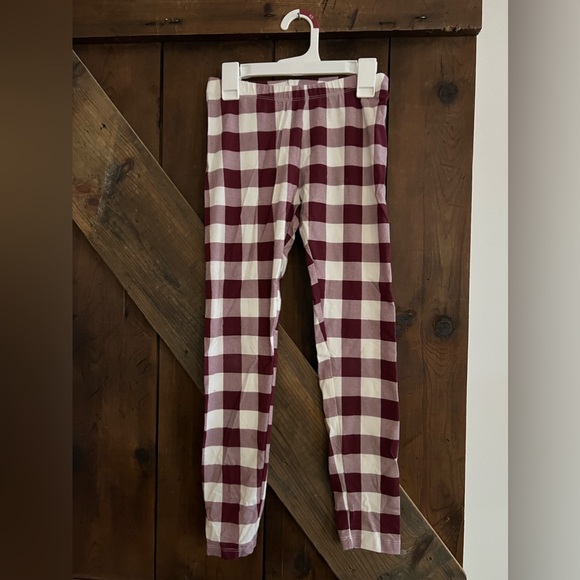 💥 4/$12 Gingham Burgundy Leggings - Picture 1 of 3